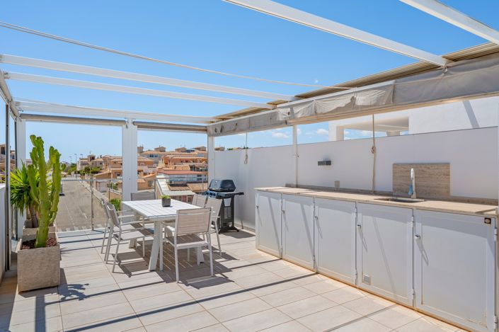 Image No.25-3 Bed Apartment for sale