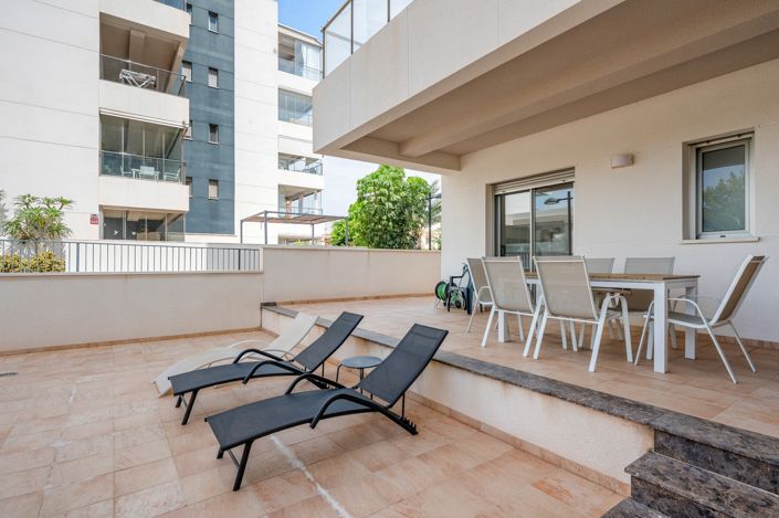Image No.21-3 Bed Apartment for sale