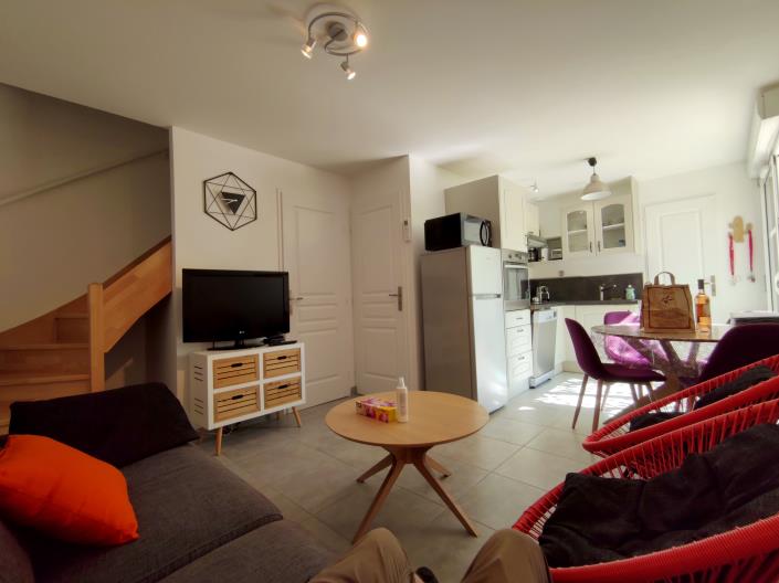 Image No.46-12 Bed Property for sale