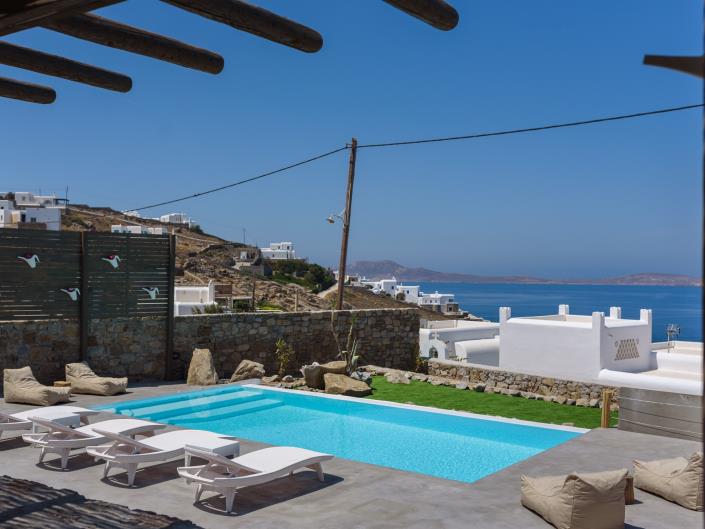 Image No.2-4 Bed Villa for sale