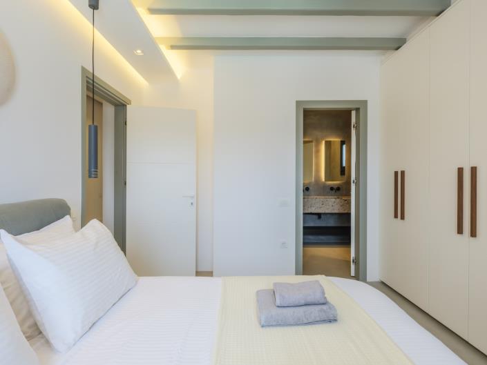 Image No.28-5 Bed Villa for sale