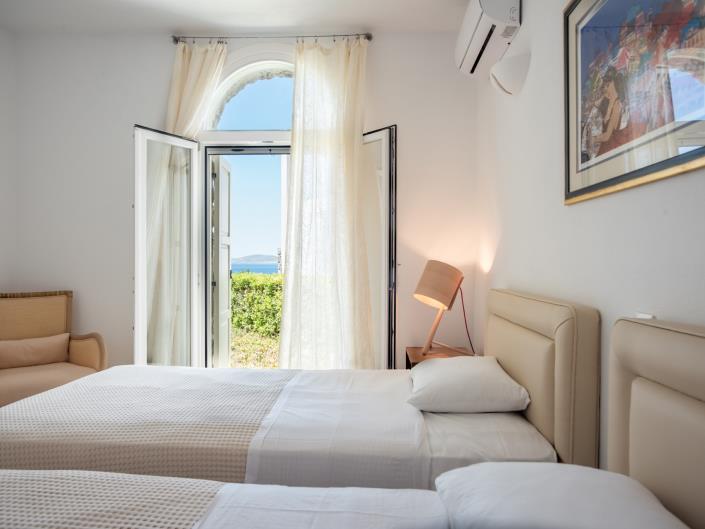 Image No.19-4 Bed Villa for sale