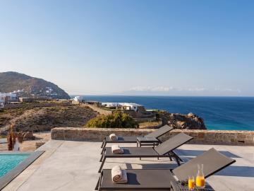 CM_MYKONOS_ELIA1_033--------------Custom-