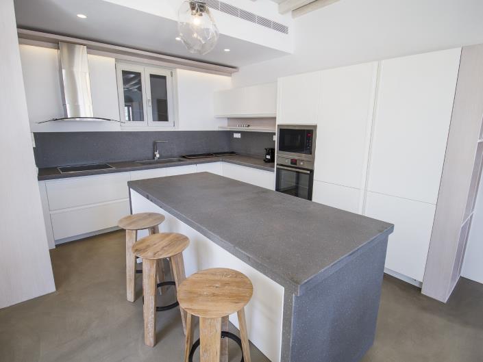 Image No.10-7 Bed Villa for sale