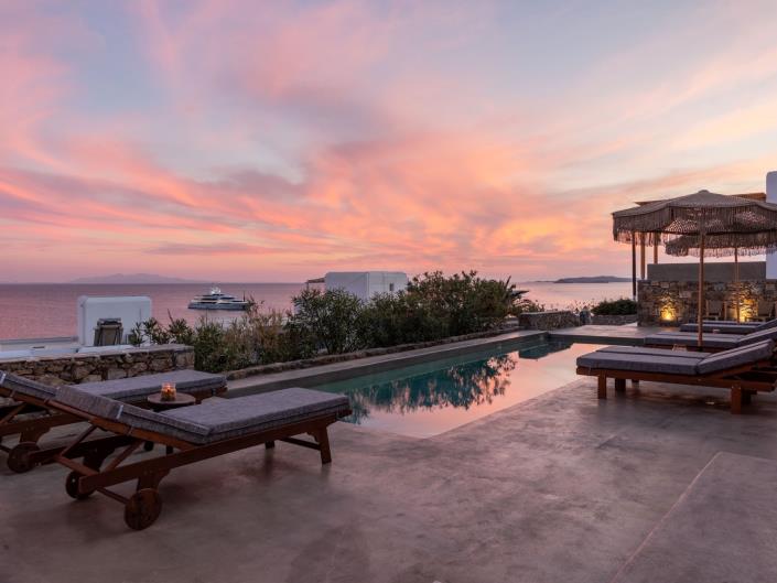 Image No.20-Villa de 7 chambres à vendre à Platys Gialos