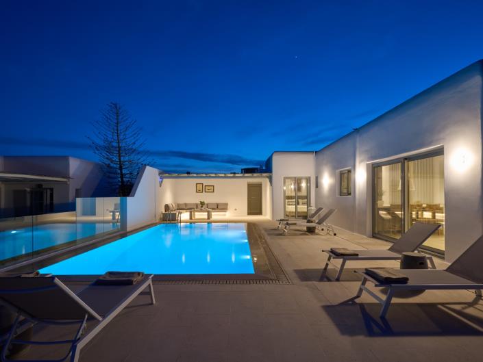 Image No.44-Villa de 5 chambres à vendre à Agios Lazaros