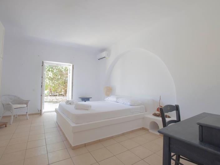 Image No.12-8 Bed Villa for sale