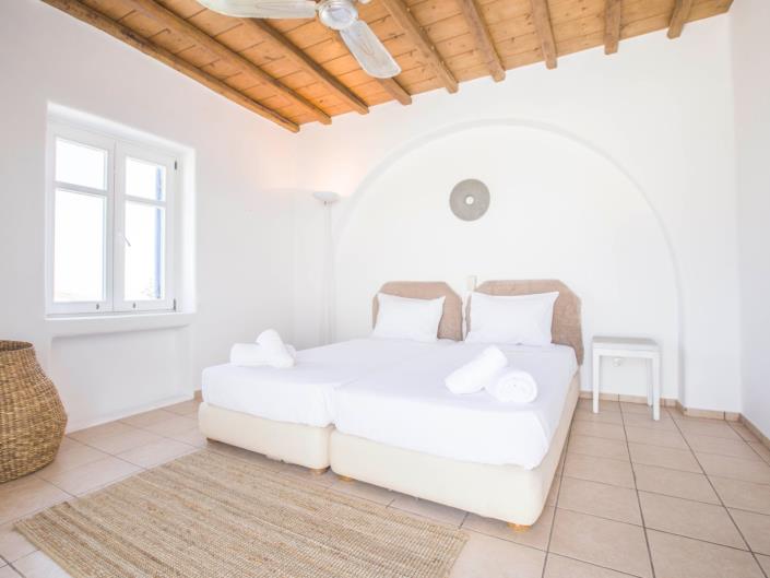 Image No.20-8 Bed Villa for sale