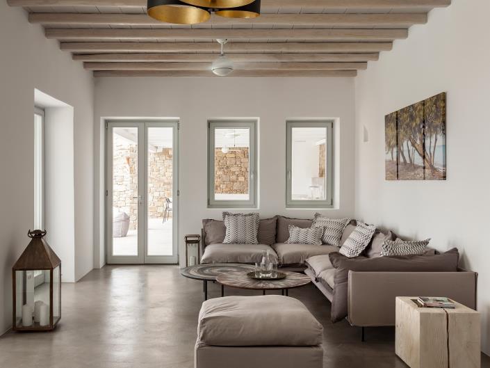 Image No.8-7 Bed Villa for sale