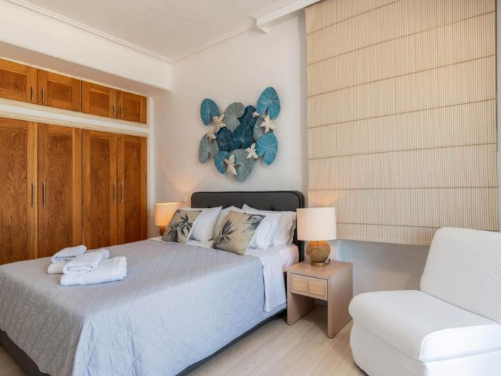 Image No.18-6 Bed Villa for sale