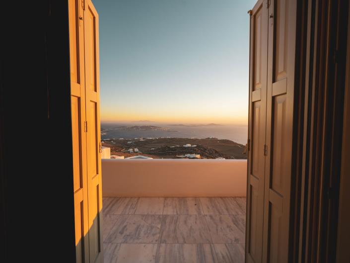 Image No.5-8 Bed Villa for sale