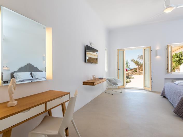 Image No.12-8 Bed Villa for sale