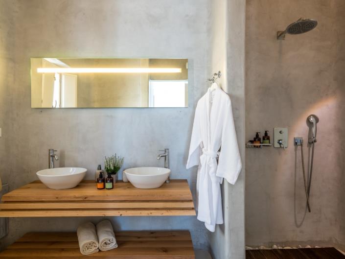 Image No.13-8 Bed Villa for sale