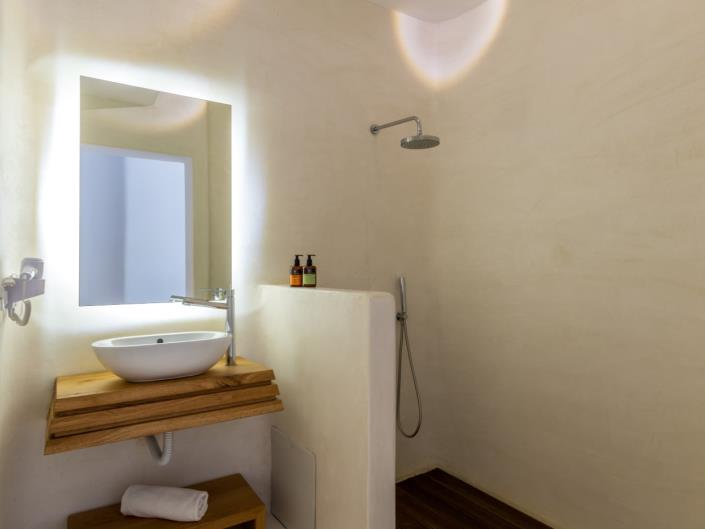 Image No.16-8 Bed Villa for sale