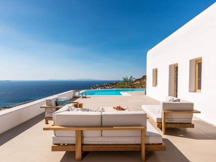 Image No.3-8 Bed Villa for sale