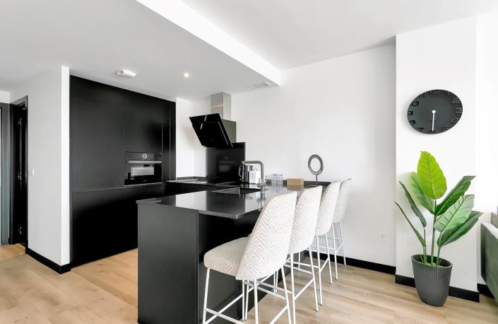 Image No.9-2 Bed Apartment for sale