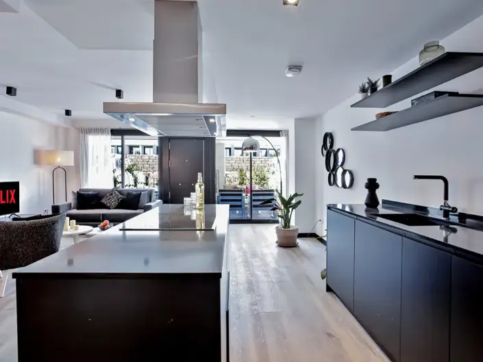 Image No.10-2 Bed Apartment for sale