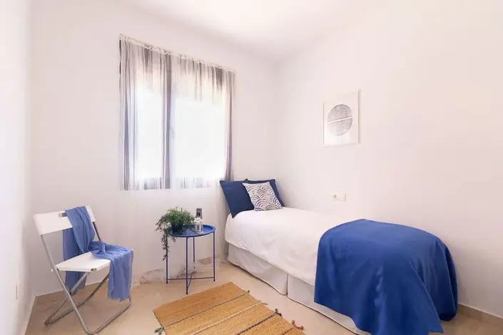 Image No.17-2 Bed Apartment for sale