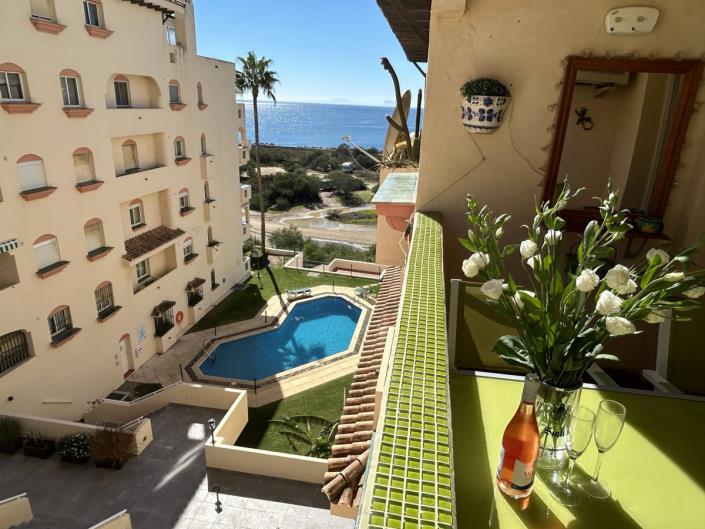 Image No.1-2 Bed Apartment for sale