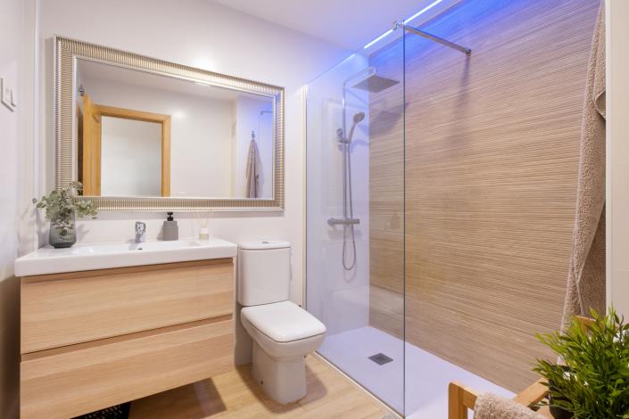 Image No.20-2 Bed Apartment for sale