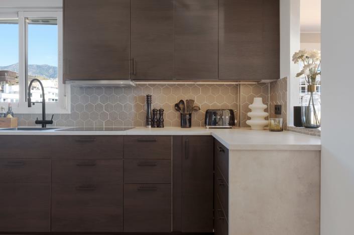 Image No.9-2 Bed Apartment for sale