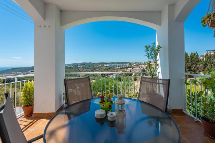 Image No.1-Appartement de 2 chambres à vendre à Estepona