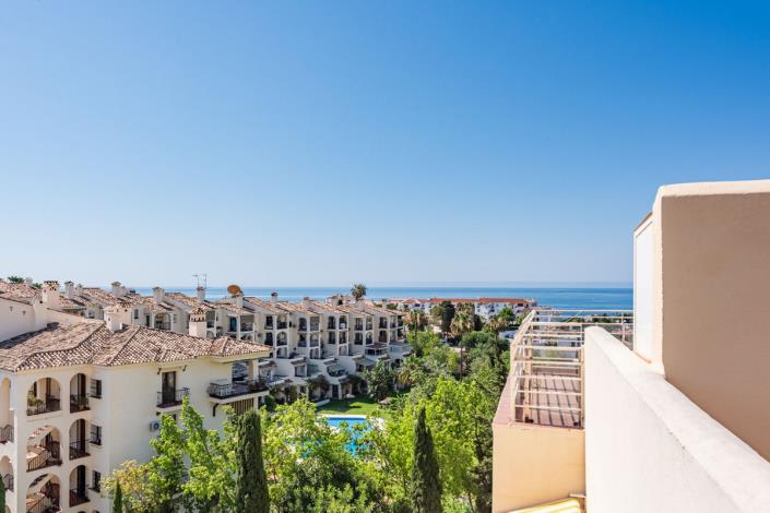 Image No.1-3 Bed Apartment for sale