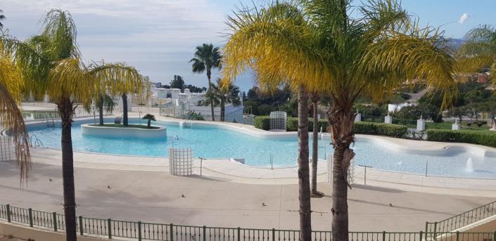 Image No.1-Appartement de 2 chambres à vendre à Estepona
