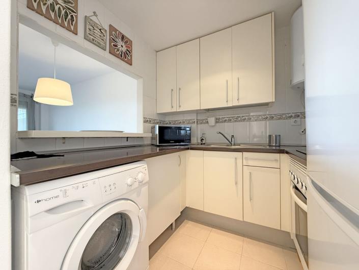 Image No.16-2 Bed Apartment for sale