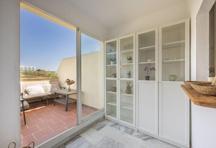 Image No.20-2 Bed Apartment for sale