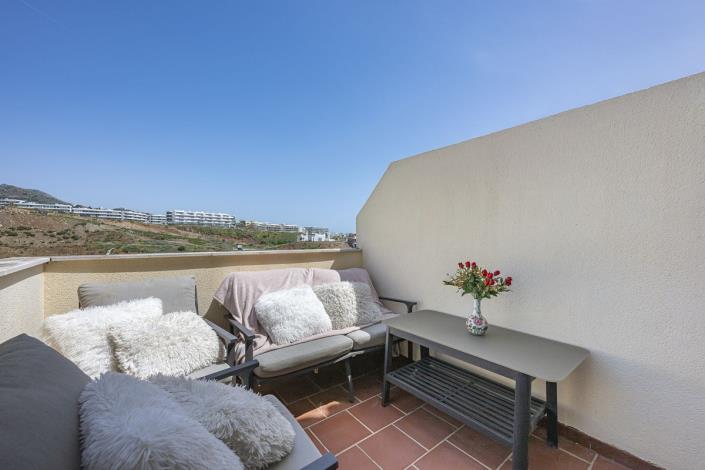 Image No.3-2 Bed Apartment for sale