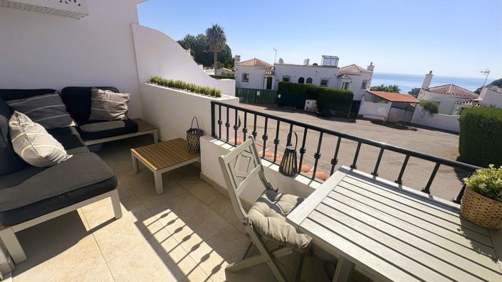 Image No.4-2 Bed Apartment for sale