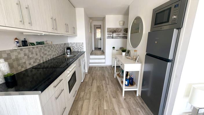 Image No.10-2 Bed Apartment for sale