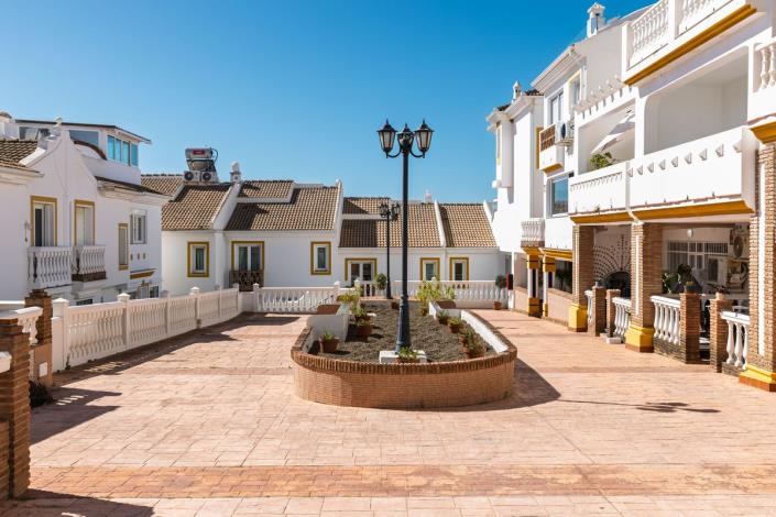 Image No.8-Maison de ville de 2 chambres à vendre à Benalmadena