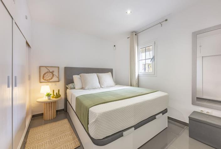 Image No.12-2 Bed Apartment for sale