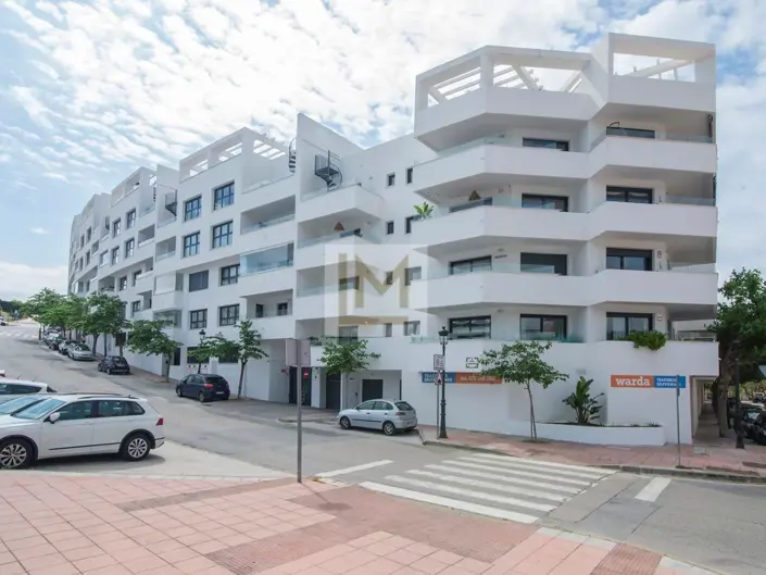 Image No.9-Appartement de 2 chambres à vendre à Estepona