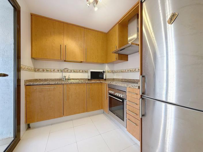 Image No.10-2 Bed Apartment for sale