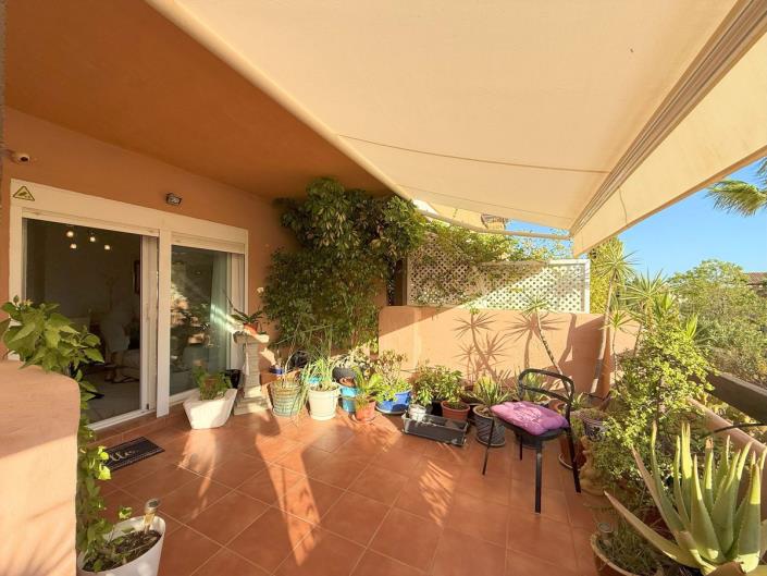 Image No.9-Appartement de 2 chambres à vendre à Estepona