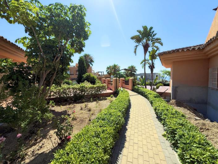 Image No.21-Appartement de 2 chambres à vendre à Estepona