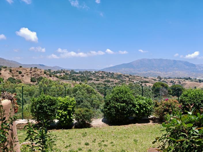 Image No.12-2 Bed Apartment for sale