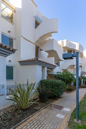 Image No.18-2 Bed Apartment for sale