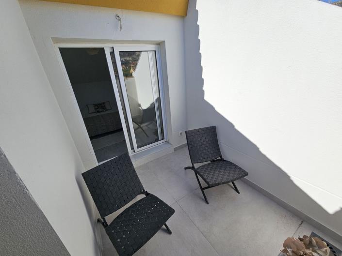 Image No.14-3 Bed Townhouse for sale