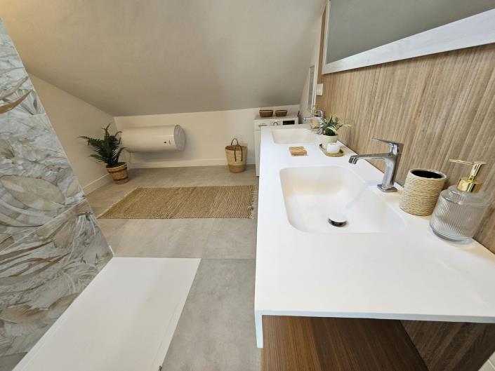 Image No.15-3 Bed Townhouse for sale