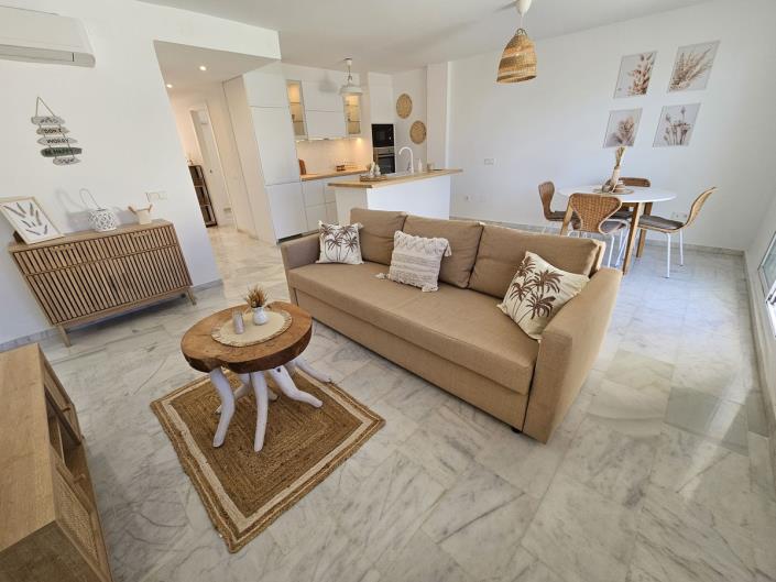 Image No.4-3 Bed Townhouse for sale