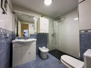 13-5fd73dea700db77384c091ca9818b1a9