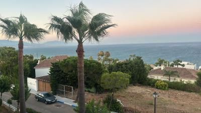 18-cc72f169493c096e712837ff5d8b6e41