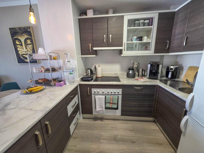 Image No.17-2 Bed Apartment for sale