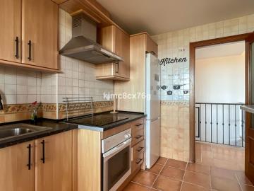 10-bb915d1cb19341576dcdc994b81ab9c5