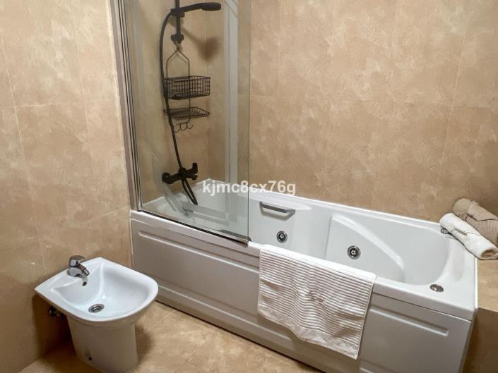 Image No.17-Duplex de 2 chambres à vendre à Calahonda