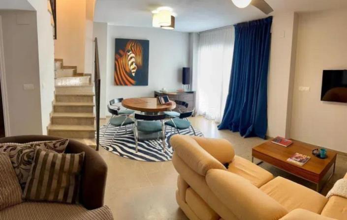 Image No.2-3 Bed Semi-Detached for sale